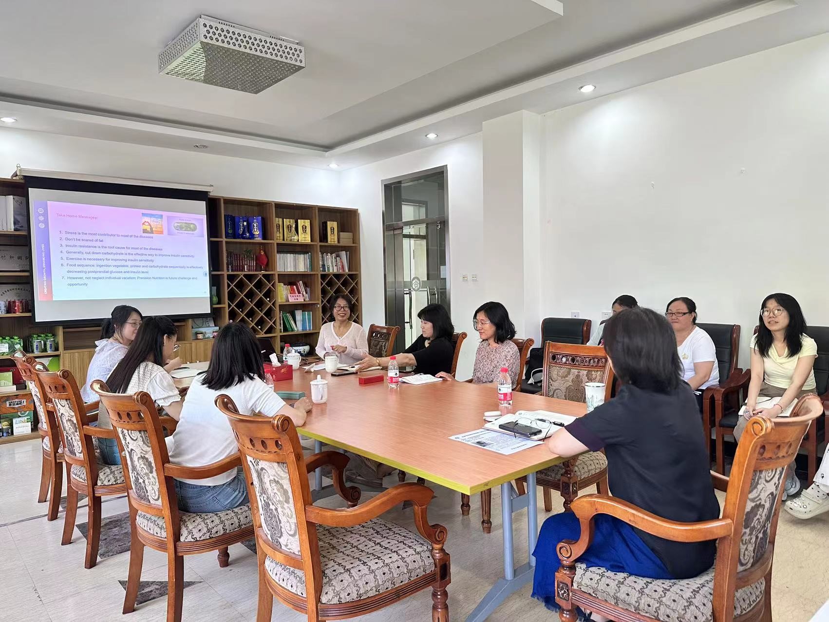 孙立娟2.jpg 孙立娟2.jpg