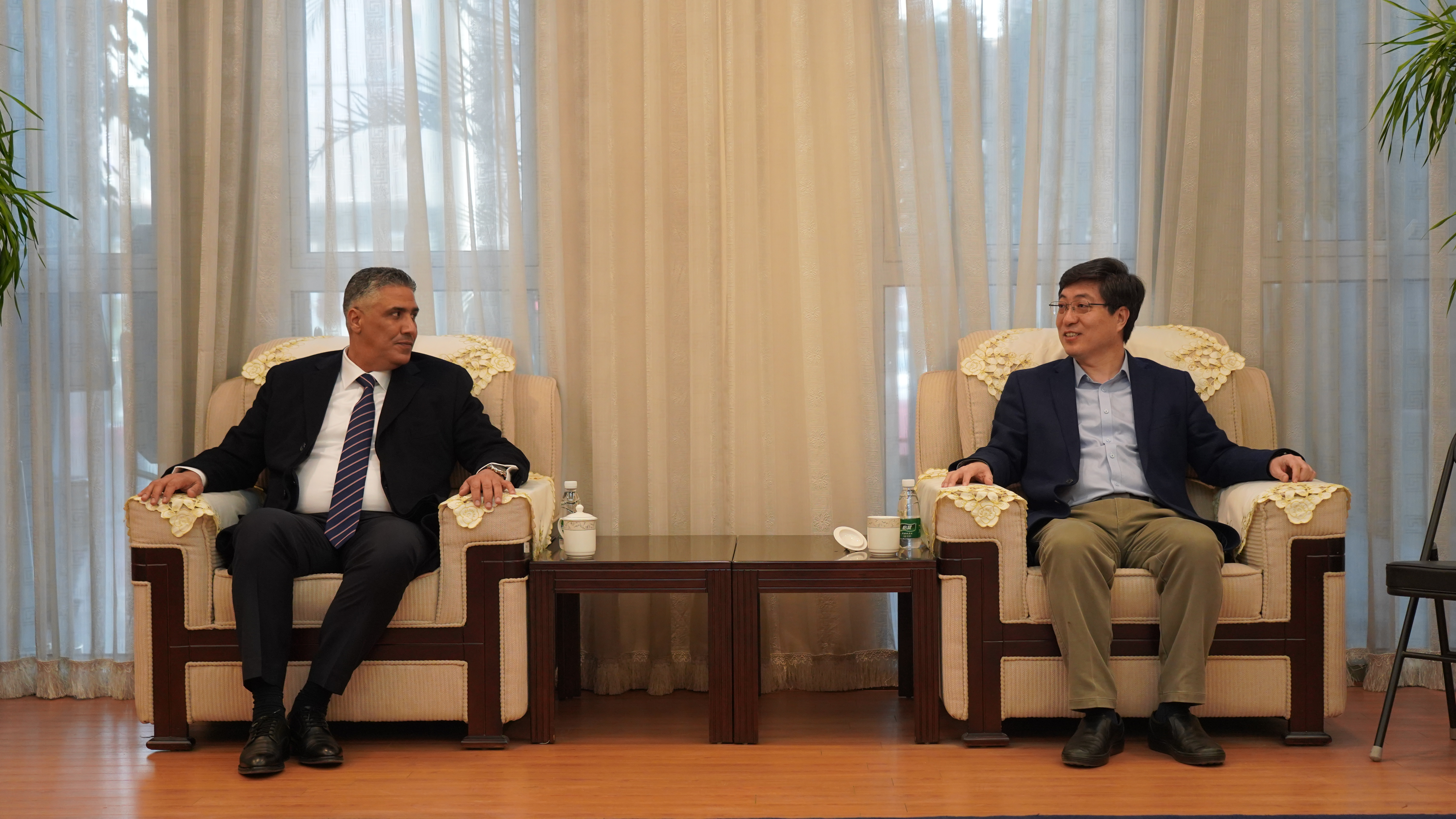 6d114bf9d95ea65ec6e223bb8d94ab6.jpg 6d114bf9d95ea65ec6e223bb8d94ab6.jpg