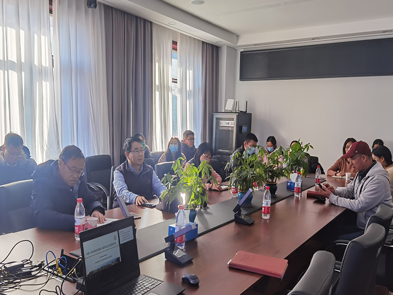 学术交流1.jpg 学术交流1.jpg